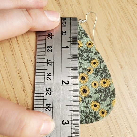 HANDMADE Large Sunflower Dangly Teardrop Earrings - Picture 3 of 4